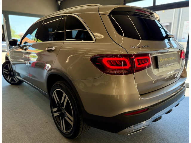 Mercedes-Benz GLC 300 Подгреви* Лизинг* FACE* Keyless - автомобили, коли, обяви за нови и употребявани 3