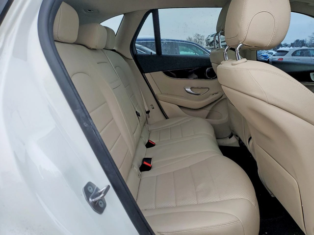 Mercedes-Benz GLC 300 2.0* 4MATIC* РЕАЛНИ КМ* ПЕРФЕКТНА - автомобили, коли, обяви за нови и употребявани 8