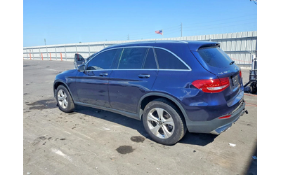 mercedes-benz-glc-300 - 3