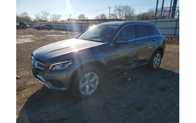 mercedes-benz-glc-300 - 0