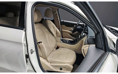 Mercedes-Benz GLC 300 КОЖА* ПАМЕТ* КАМЕРА* - автомобили, коли, обяви за нови и употребявани 11