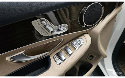 Mercedes-Benz GLC 300 КОЖА* ПАМЕТ* КАМЕРА* - автомобили, коли, обяви за нови и употребявани 13