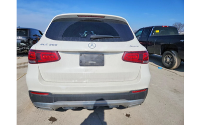 mercedes-benz-glc-300 - 5