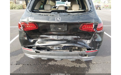 Mercedes-Benz GLC 300 Burmester* подгрев* памет на седалките* KEYLESS* - автомобили, коли, обяви за нови и употребявани 13