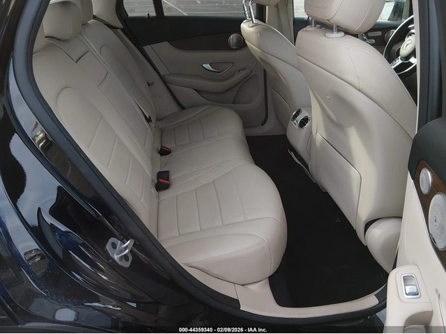 Mercedes-Benz GLC 300 Burmester* подгрев* памет на седалките* KEYLESS* - автомобили, коли, обяви за нови и употребявани 7