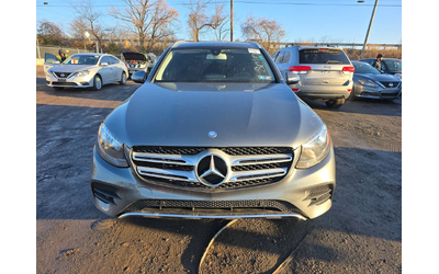 mercedes-benz-glc-300 - 4