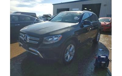 mercedes-benz-glc-300 - 0