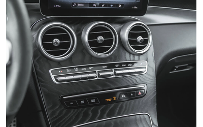 Mercedes-Benz GLC 300 4MATIC * NAVI * LED * CAMERA * М.ТОЧКА * ПОДГРЕВ - автомобили, коли, обяви за нови и употребявани 16