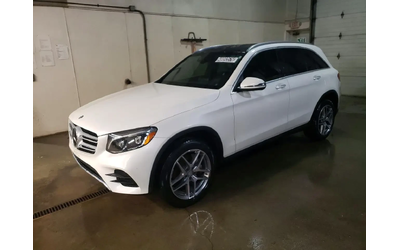 mercedes-benz-glc-300 - 0