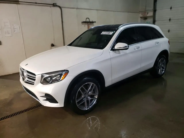 Mercedes-Benz GLC 300 4matic - автомобили, коли, обяви за нови и употребявани 0