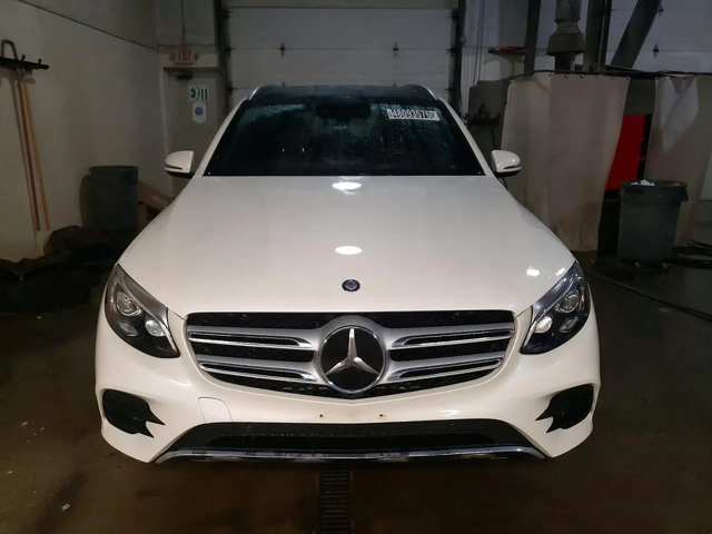 Mercedes-Benz GLC 300 4matic - автомобили, коли, обяви за нови и употребявани 2