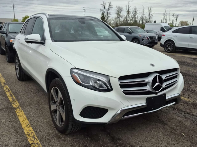 Mercedes-Benz GLC 300 * CARFAX * 2 КЛЮЧА * ПАНОРАМА * ПОДГРЕВИ * - автомобили, коли, обяви за нови и употребявани 1