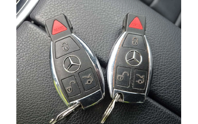Mercedes-Benz GLC 300 * CARFAX * 2 КЛЮЧА * ПАНОРАМА * ПОДГРЕВИ * - автомобили, коли, обяви за нови и употребявани 7