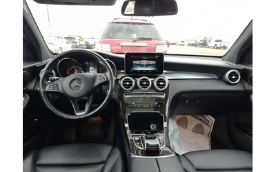 Mercedes-Benz GLC 300 * CARFAX * 2 КЛЮЧА * ПАНОРАМА * ПОДГРЕВИ * - автомобили, коли, обяви за нови и употребявани 9