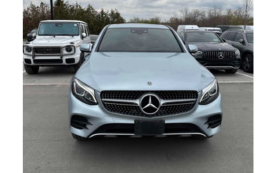 mercedes-benz-glc-300 - 1