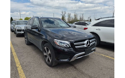 mercedes-benz-glc-300 - 1