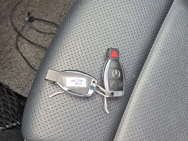 Mercedes-Benz GLC 300 ПОДГРЕВИ * ПАНО * KEYLESS * CARFAX - автомобили, коли, обяви за нови и употребявани 7