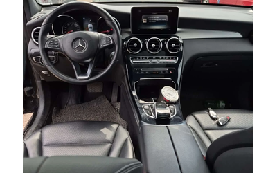 Mercedes-Benz GLC 300 ПОДГРЕВИ * ПАНО * KEYLESS * CARFAX - автомобили, коли, обяви за нови и употребявани 9