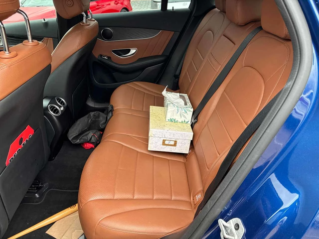 Mercedes-Benz GLC 300 ПОДГРЕВИ * ПАНО * KEYLESS * CARFAX - автомобили, коли, обяви за нови и употребявани 10