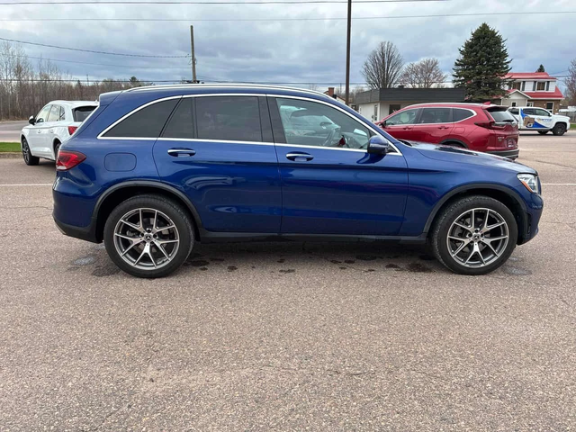 Mercedes-Benz GLC 300 ПОДГРЕВИ * ПАНО * KEYLESS * CARFAX - автомобили, коли, обяви за нови и употребявани 2
