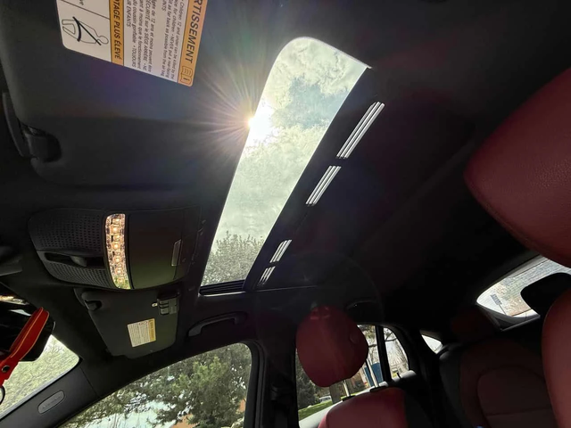 Mercedes-Benz GLC 300 ПОДГРЕВИ * ПАНО * KEYLESS * CARFAX - автомобили, коли, обяви за нови и употребявани 14