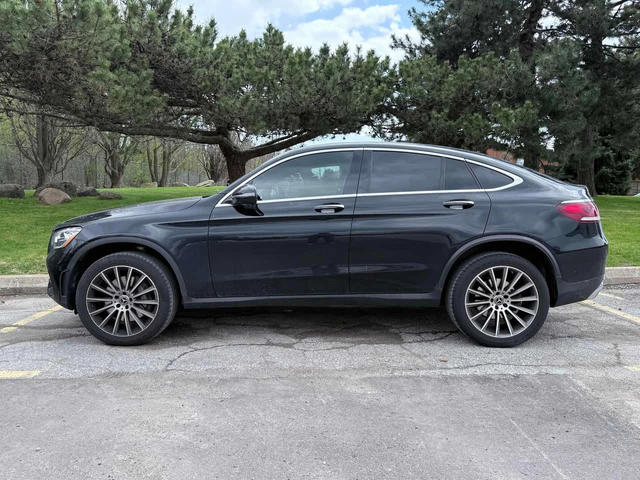 Mercedes-Benz GLC 300 ПОДГРЕВИ * ПАНО * KEYLESS * CARFAX - автомобили, коли, обяви за нови и употребявани 1