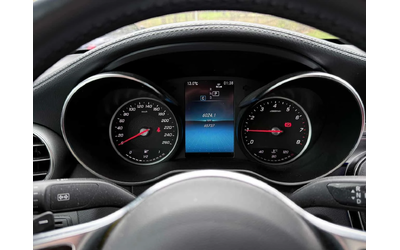 Mercedes-Benz GLC 300 ПОДГРЕВИ * ПАНО * KEYLESS * CARFAX - автомобили, коли, обяви за нови и употребявани 7