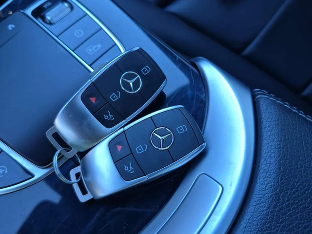 Mercedes-Benz GLC 300 COUPE / 360 / DISTRONIC / BURMESTER - автомобили, коли, обяви за нови и употребявани 7