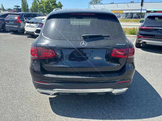 Mercedes-Benz GLC 300 * ГЛАВНО ПРЕДСТАВИТЕЛСТВО* 360 КАМЕРА* - автомобили, коли, обяви за нови и употребявани 3