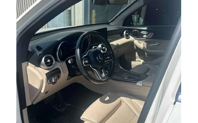 mercedes-benz-glc-300 - 4