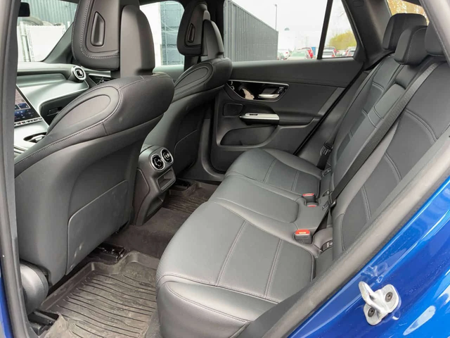 Mercedes-Benz GLC 300 * 360 * ПОДГРЕВ * ПАМЕТ * CARPLAY - автомобили, коли, обяви за нови и употребявани 11