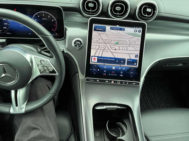 Mercedes-Benz GLC 300 * 360 * ПОДГРЕВ * ПАМЕТ * CARPLAY - автомобили, коли, обяви за нови и употребявани 8