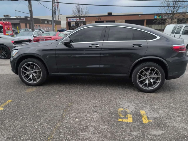 Mercedes-Benz GLC 300 COUPE * CARFAX * AMG PACK * 2 КЛЮЧА * DISTRONIC - автомобили, коли, обяви за нови и употребявани 1