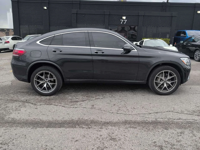Mercedes-Benz GLC 300 COUPE * CARFAX * AMG PACK * 2 КЛЮЧА * DISTRONIC - автомобили, коли, обяви за нови и употребявани 2
