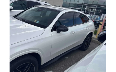 mercedes-benz-glc-300 - 1