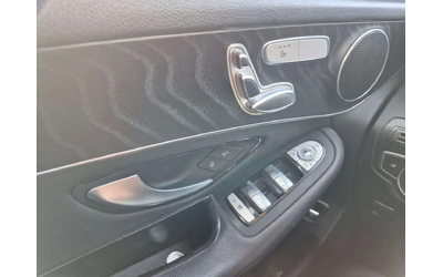 Mercedes-Benz GLC 300 ПОДГРЕВИ * ПАНО * KEYLESS * CARFAX - автомобили, коли, обяви за нови и употребявани 6