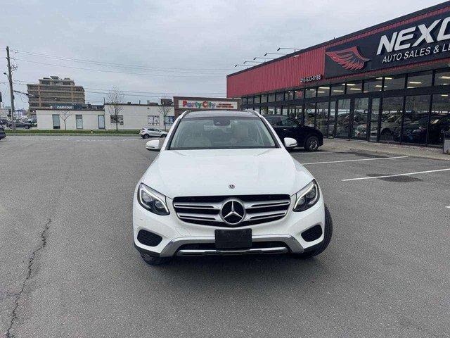 Mercedes-Benz GLC 300 ПОДГРЕВИ * ПАНО * KEYLESS * CARFAX - автомобили, коли, обяви за нови и употребявани 1