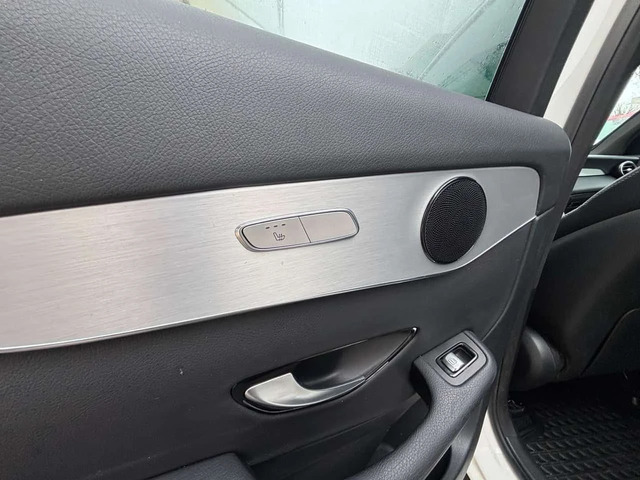 Mercedes-Benz GLC 300 4MATIC * ПОДГРЕВИ * ПАНО * KEYLESS * CARFAX - автомобили, коли, обяви за нови и употребявани 13