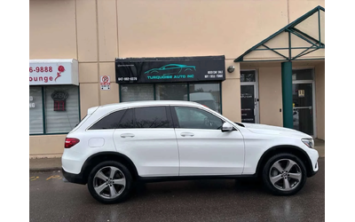 mercedes-benz-glc-300 - 1