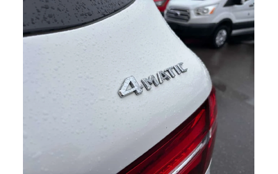 Mercedes-Benz GLC 300 4MATIC * ПОДГРЕВИ * ПАНО * KEYLESS * CARFAX - автомобили, коли, обяви за нови и употребявани 8