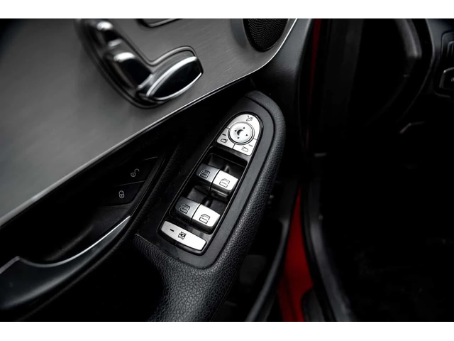 Mercedes-Benz GLC 300 ПОДГРЕВИ * ПАНО * KEYLESS - автомобили, коли, обяви за нови и употребявани 4