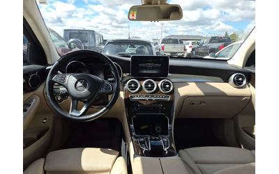 Mercedes-Benz GLC 300 * CARFAX * ПАНОРАМА * МАХАГОН * ПОДГРЕВИ * - автомобили, коли, обяви за нови и употребявани 8