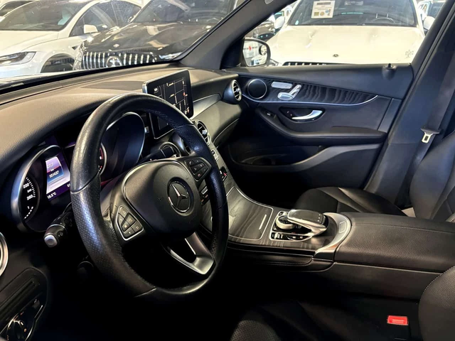 Mercedes-Benz GLC 300 4MATIC| NAV| BLACKWOOD| DUALROOF| LED| LEATHER| + - автомобили, коли, обяви за нови и употребявани 6