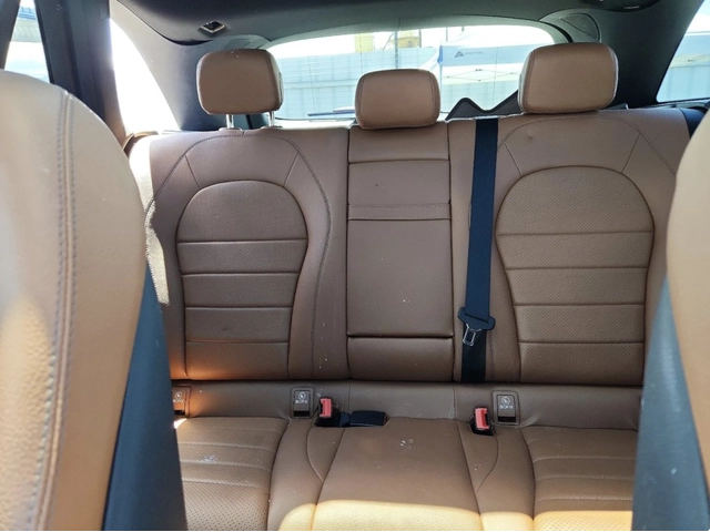Mercedes-Benz GLC 300 АВТОКРЕДИТ* BURMASTER* ПОДГРЕВ* ПАНОРАМА* - автомобили, коли, обяви за нови и употребявани 9