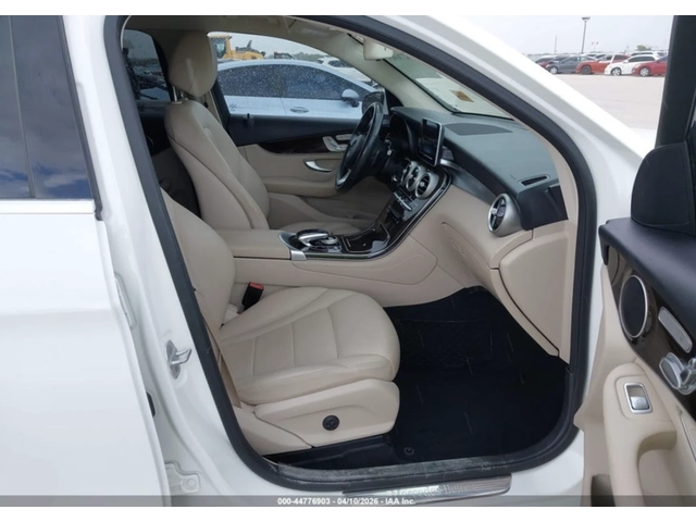 Mercedes-Benz GLC 300 АВТОКРЕДИТ - автомобили, коли, обяви за нови и употребявани 4