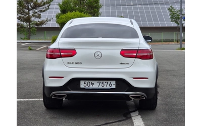 mercedes-benz-glc-300 - 2