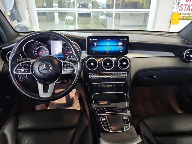 Mercedes-Benz GLC 300 ПАНОРАМА * ПОДГРЕВИ * Blind Spot * CARFAX - автомобили, коли, обяви за нови и употребявани 11