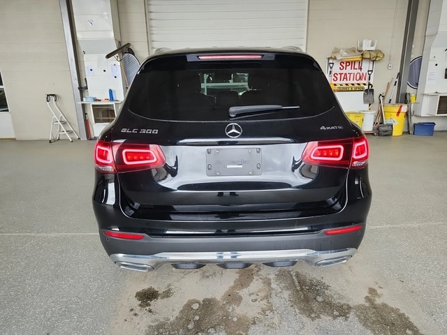 Mercedes-Benz GLC 300 ПАНОРАМА * ПОДГРЕВИ * Blind Spot * CARFAX - автомобили, коли, обяви за нови и употребявани 4