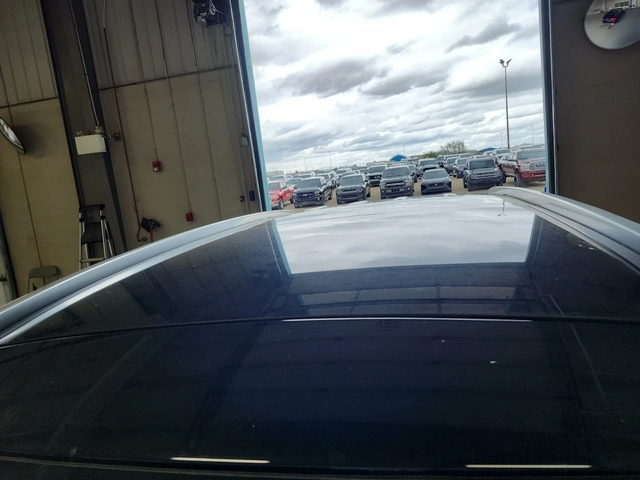 Mercedes-Benz GLC 300 ПАНОРАМА * ПОДГРЕВИ * Blind Spot * CARFAX - автомобили, коли, обяви за нови и употребявани 6