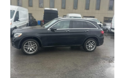 mercedes-benz-glc-300 - 2